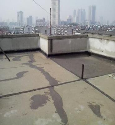馆陶漏水维修 楼顶漏水是什么原因，楼顶漏水维修方法是什么?